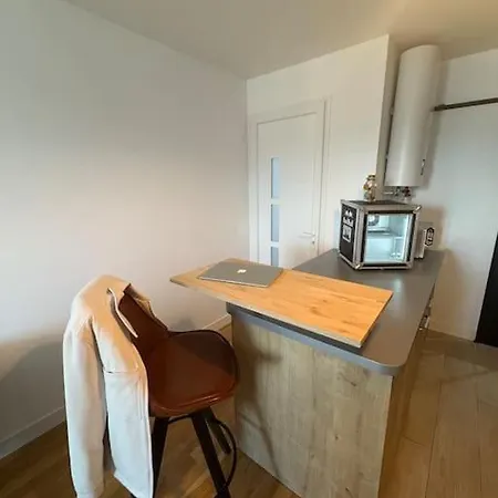 Le 71 - Cozy - 20min Apartment